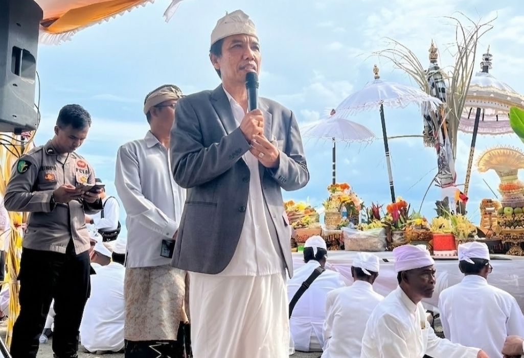 REKTOR IAHN GDE PUDJA MATARAM TEKANKAN MAKNA MELASTI SEKALIGUS BUKA PELUANG PENDIDIKAN TANPA BIAYA