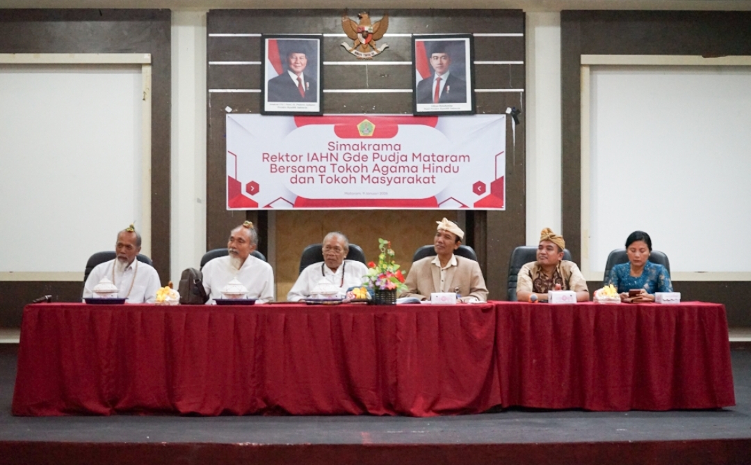 MENGAWALI TAHUN 2026, REKTOR IAHN GDE PUDJA MATARAM TERIMA MASUKAN TOKOH AGAMA DAN TOKOH MASYARAKAT NTB DALAM SIMAKRAMA