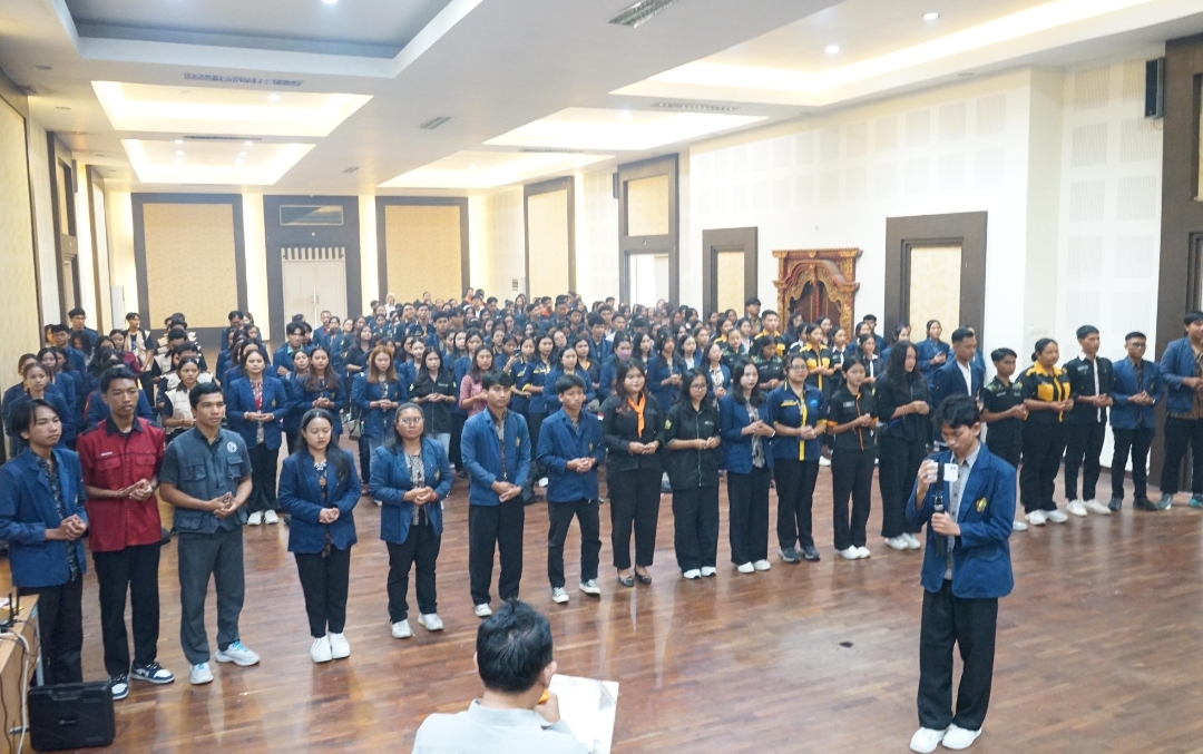 PELANTIKAN ORMAWA DAN UKM PERIODE 2026, IAHN GDE PUDJA MATARAM TEGUHKAN SINERGI DAN INTEGRITAS MAHASISWA